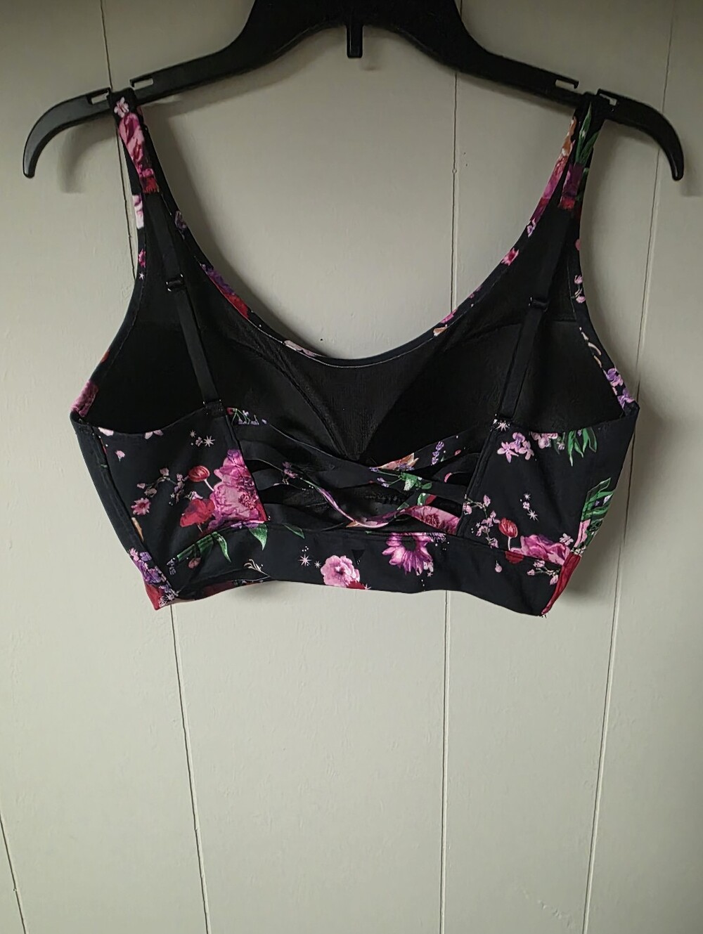 Vs Bra - Picture 2 of 5